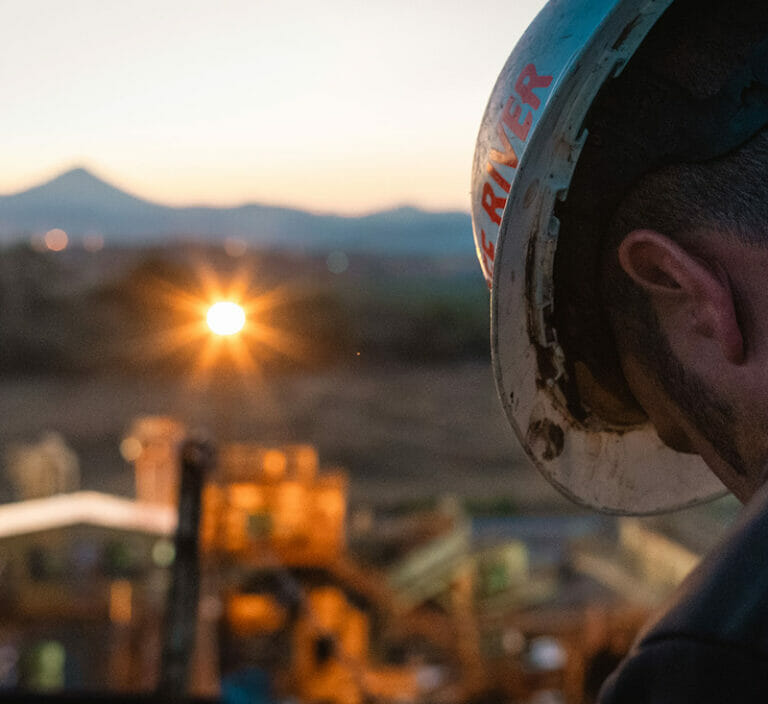 About Us Knife River